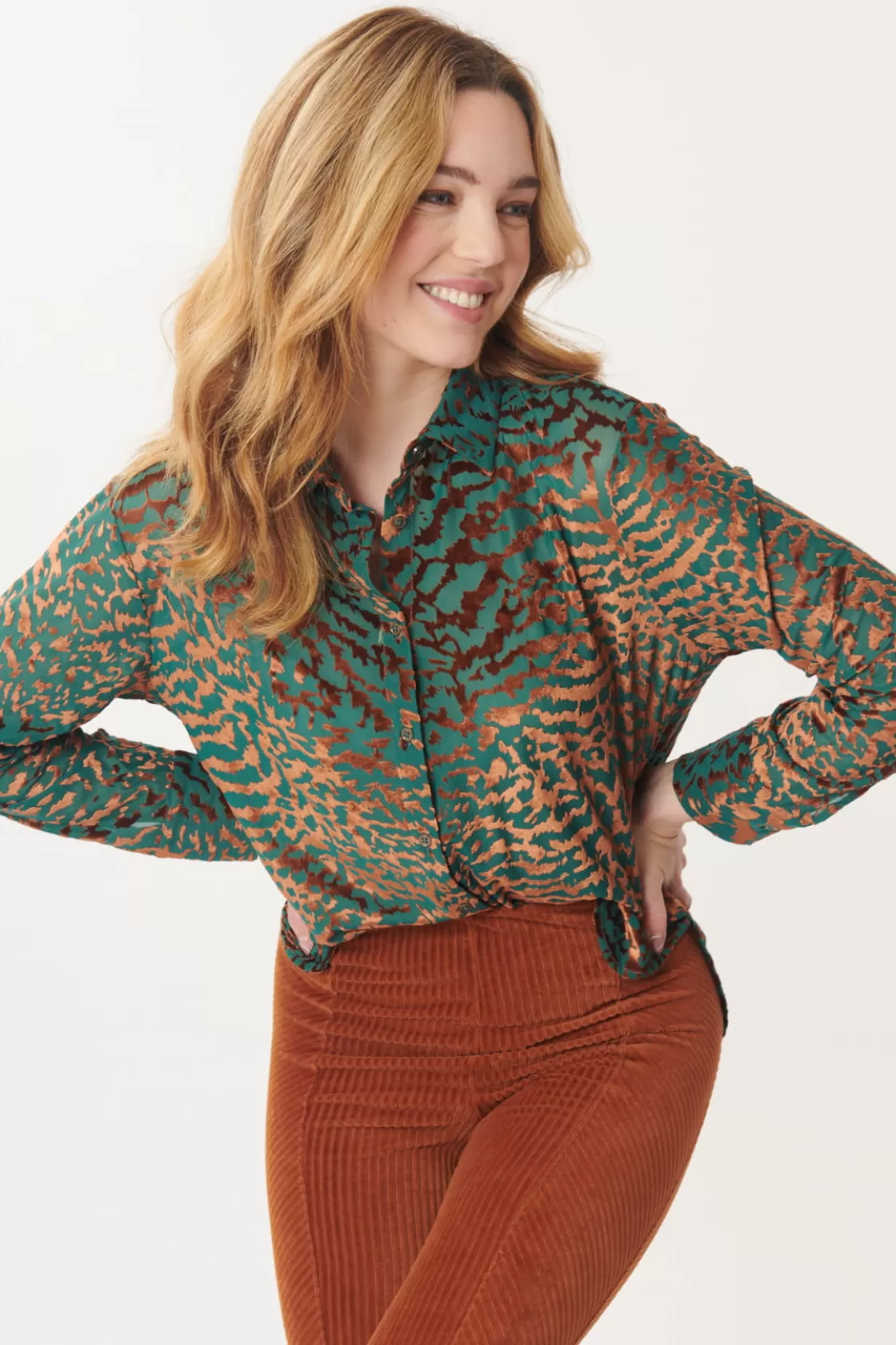 Maison Derhy Les Blouses, Chemisiers & Tops-Chemise en jersey stretch de velour texturé dévoré MAIWEN