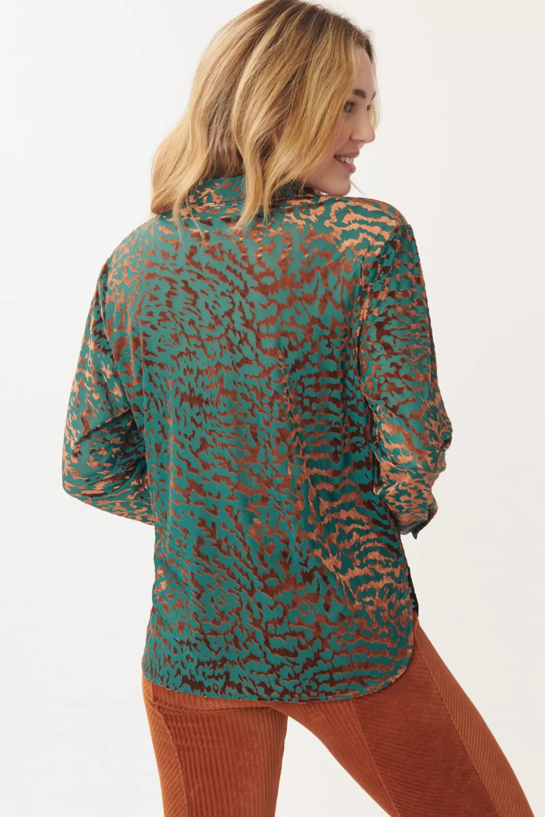 Maison Derhy Les Blouses, Chemisiers & Tops-Chemise en jersey stretch de velour texturé dévoré MAIWEN