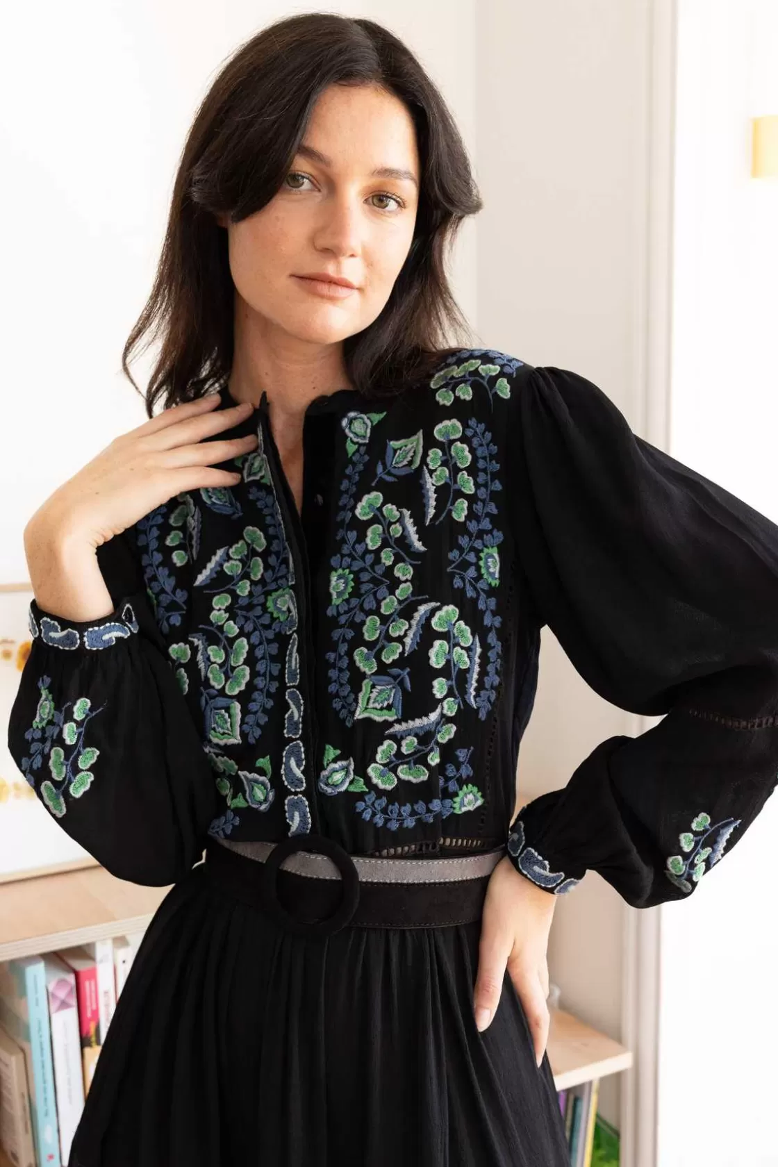 Maison Derhy Robes Longues-Robe mi-longue brodée effet velours VALLY Noir